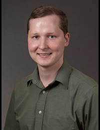 headshot of Nathaniel Linna, MD
